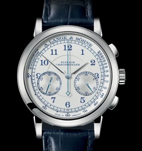 A. Lang & Söhne figure au rang de ces marques qui jouent pleinement le jeu du Salon Watches & Wonders, la Manufacture saxonne ayant prévu d'y dévoiler une édition spéciale boutique de sa 1815 Chronographe.