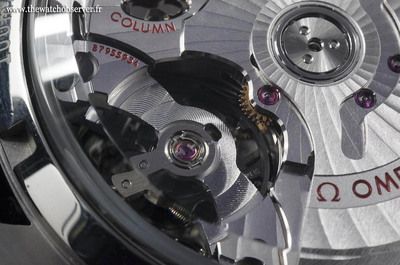 Motorisée par le calibre 9904 Co-Axial Master Chronometer, cette Speedmaster version 2016 affiche un mouvement au pedigree impressionnant : deux barillets montés en série délivrant une confortable réserve de marche de 60h, chronographe à roue à colonnes, échappement Co-Axial, spiral en silicium...