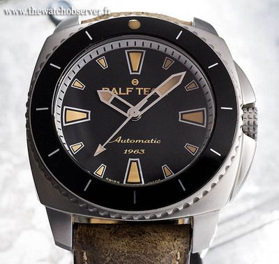 Si les montres lancées par Frank Huyghe, fondateur et dirigeant de la marque Ralf Tech, ne laissent personne indifférent, c'est parce qu'elles affichent une personnalité toujours forte - que l'on aime ou pas. Ce n'est pas cette WRX V 1963 Automatic Day qui contredira notre propos.