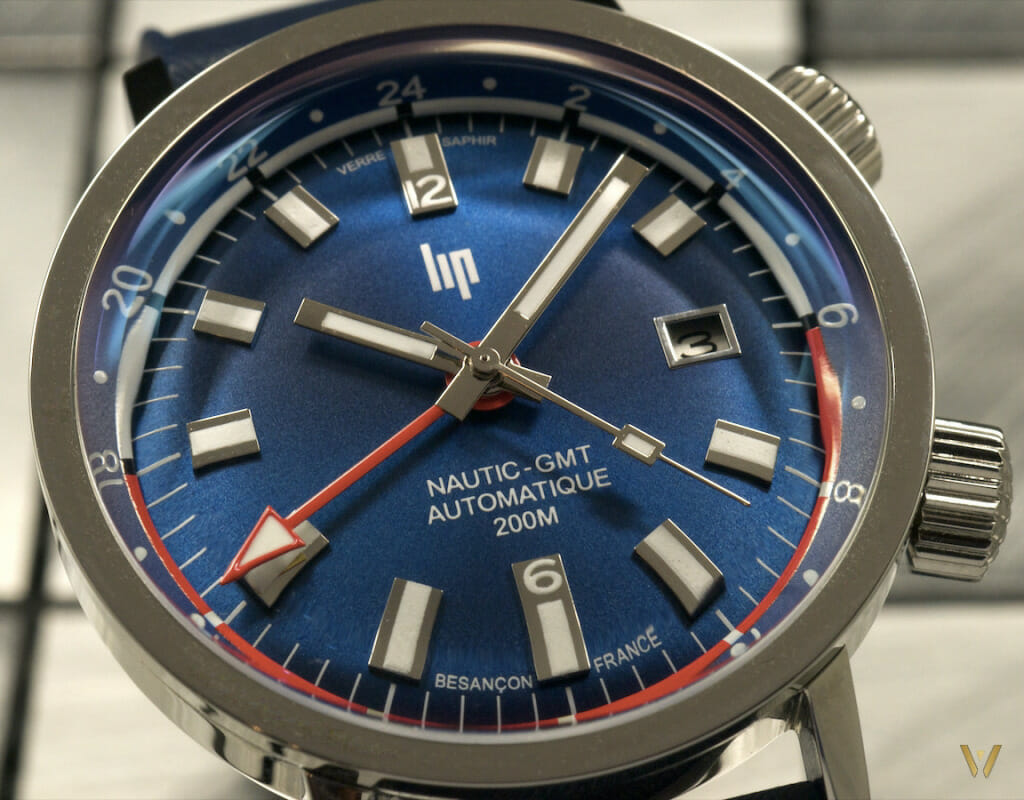 Cadran bleu de la montre Lip Nautic GMT Automatique