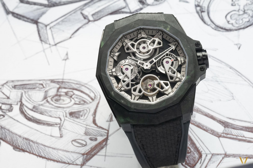 Time to Watches 2022 : Corum Admiral 45 Openworked Luminescent Carbon